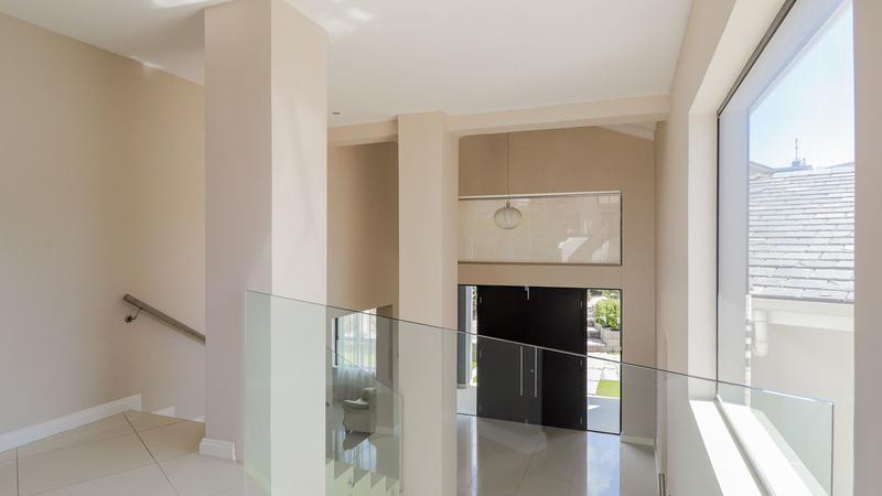 To Let 5 Bedroom Property for Rent in Pinnacle Point Golf Estate Western Cape
